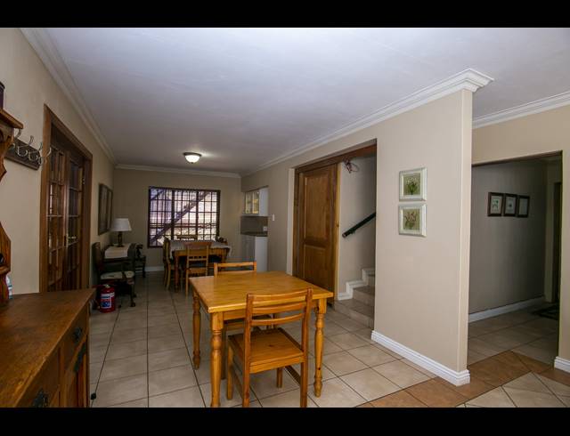4 BEDROOM HOUSE TO LET IN FAIRLAND